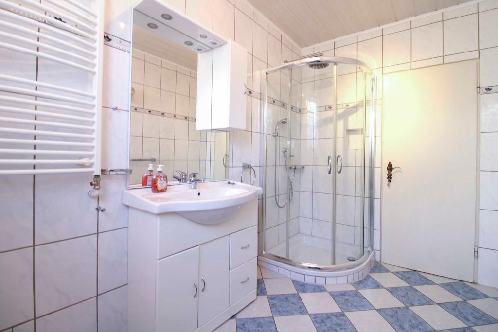 Badezimmer EG