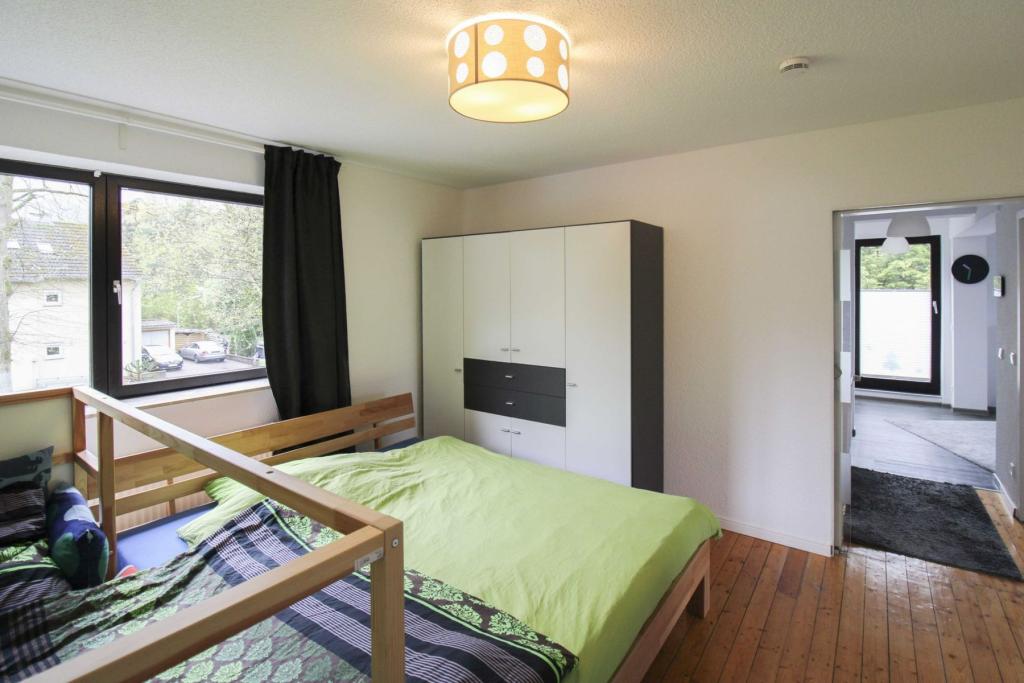Schlafzimmer 1. OG Ansicht