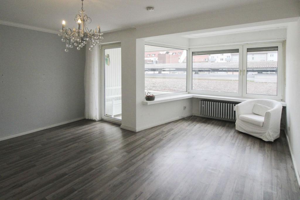 Wohn-und Esszimmer 2