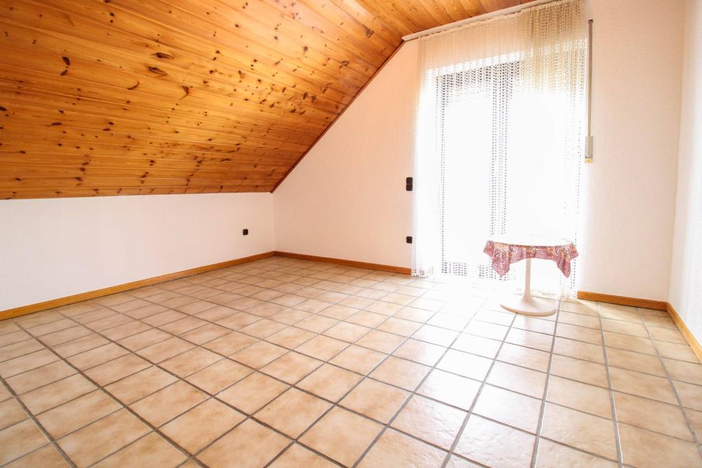 15 Schlafzimmer DG
