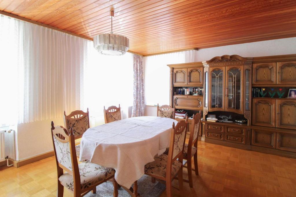 Wohnzimmer (1) EG