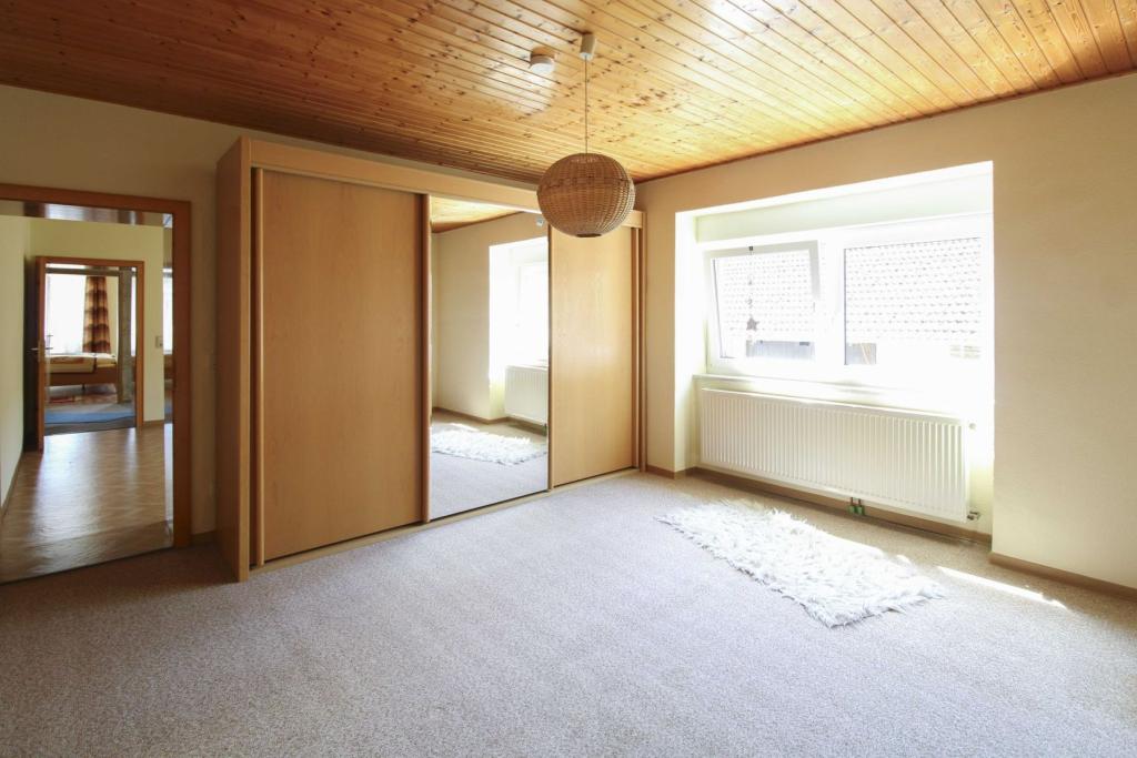 Schlafzimmer 1 1.OG