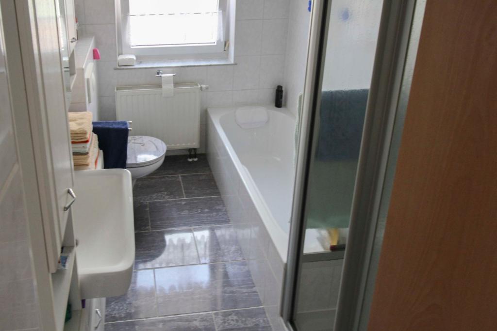 Badezimmer EG