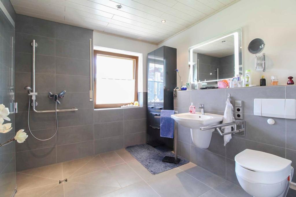 Badezimmer_1.OG