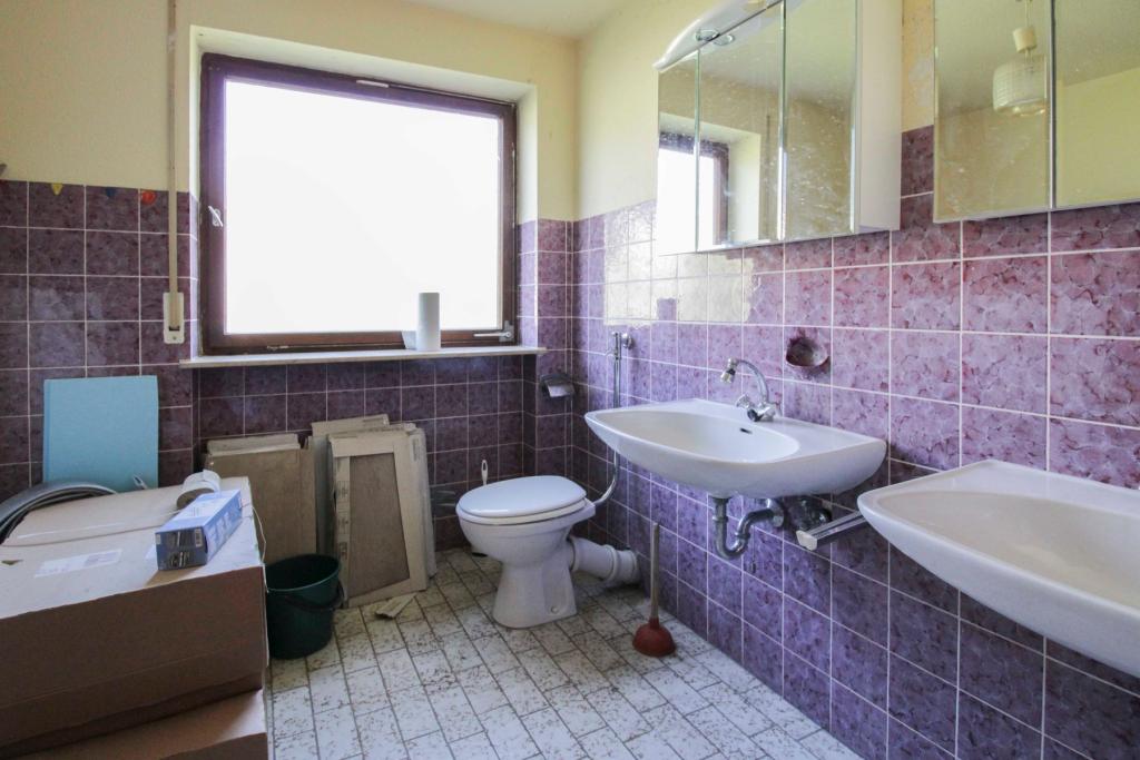 Badezimmer EG