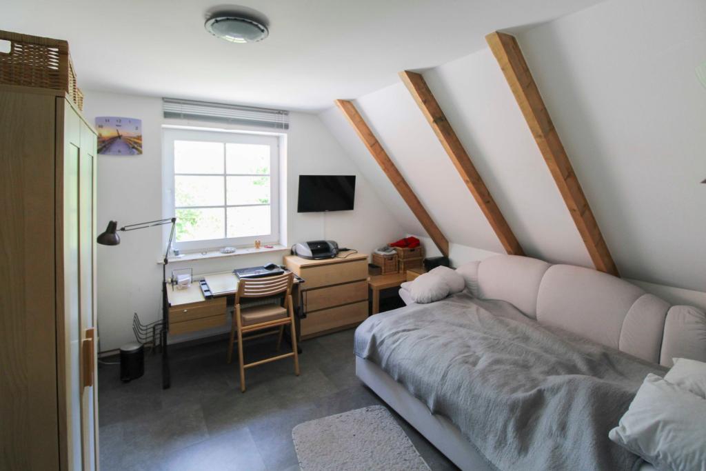 Schlafzimmer 3 OG