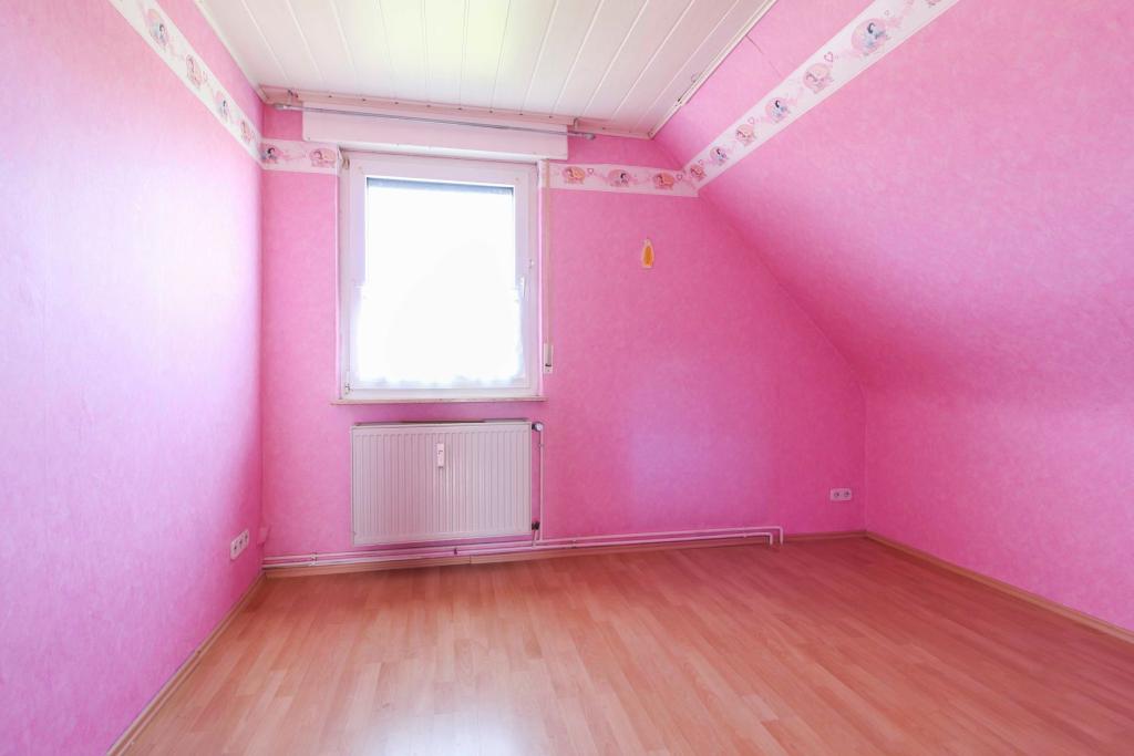 Schlafzimmer 2 WHG. 3 DG