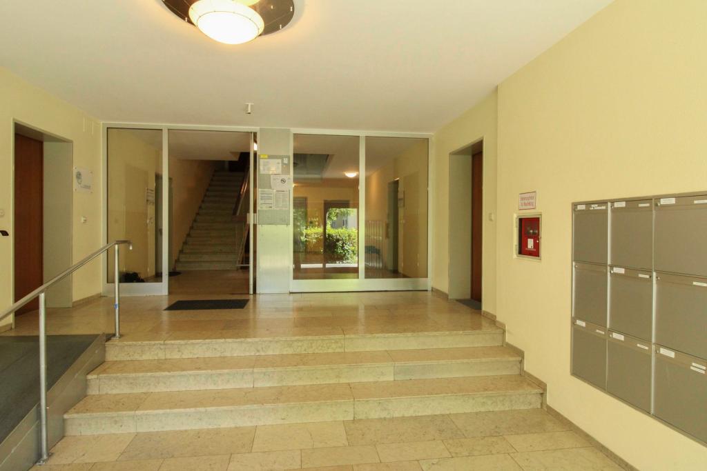 Foyer beim Betreten
