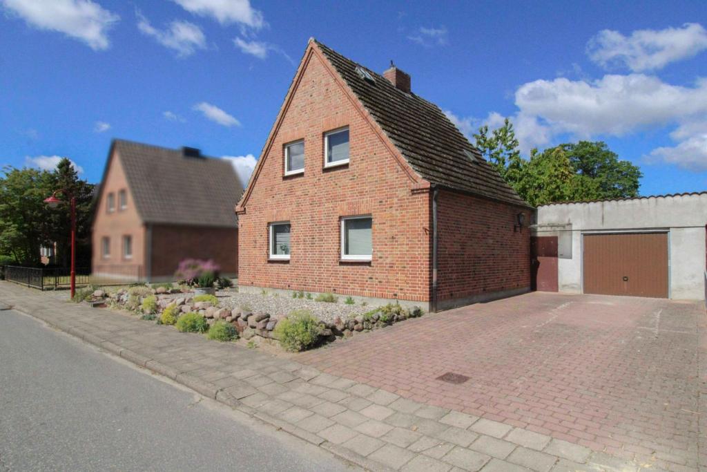 Hausansicht (2)