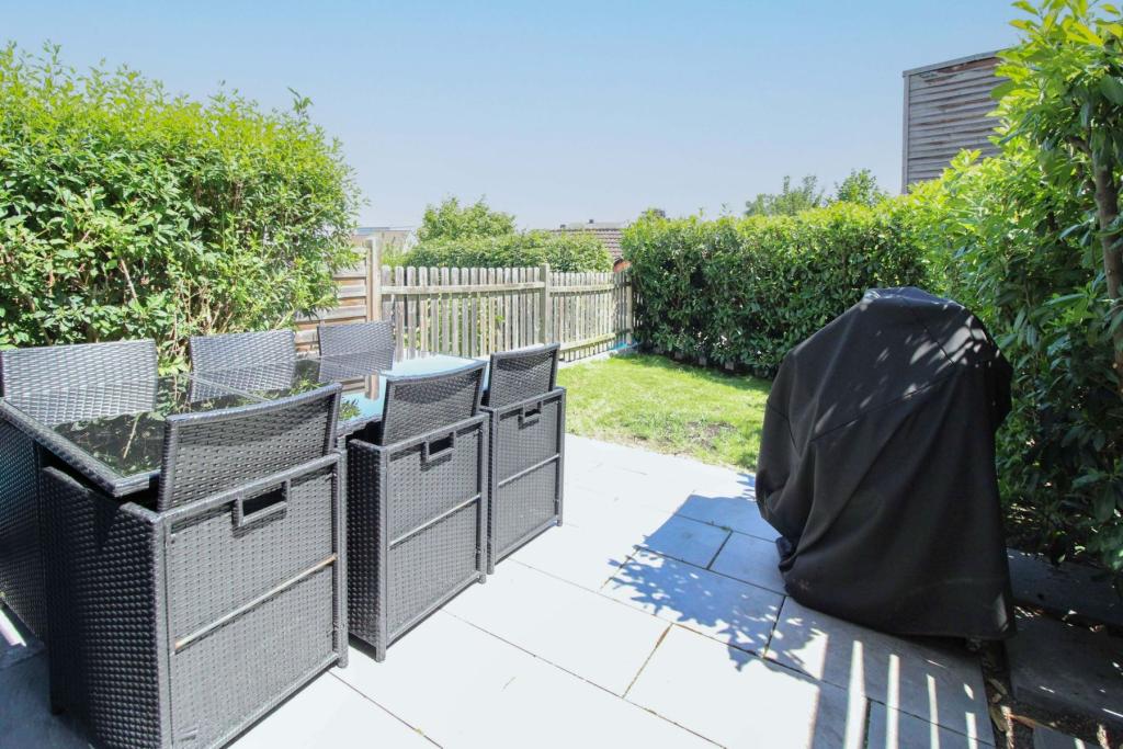 Terrasse und Garten