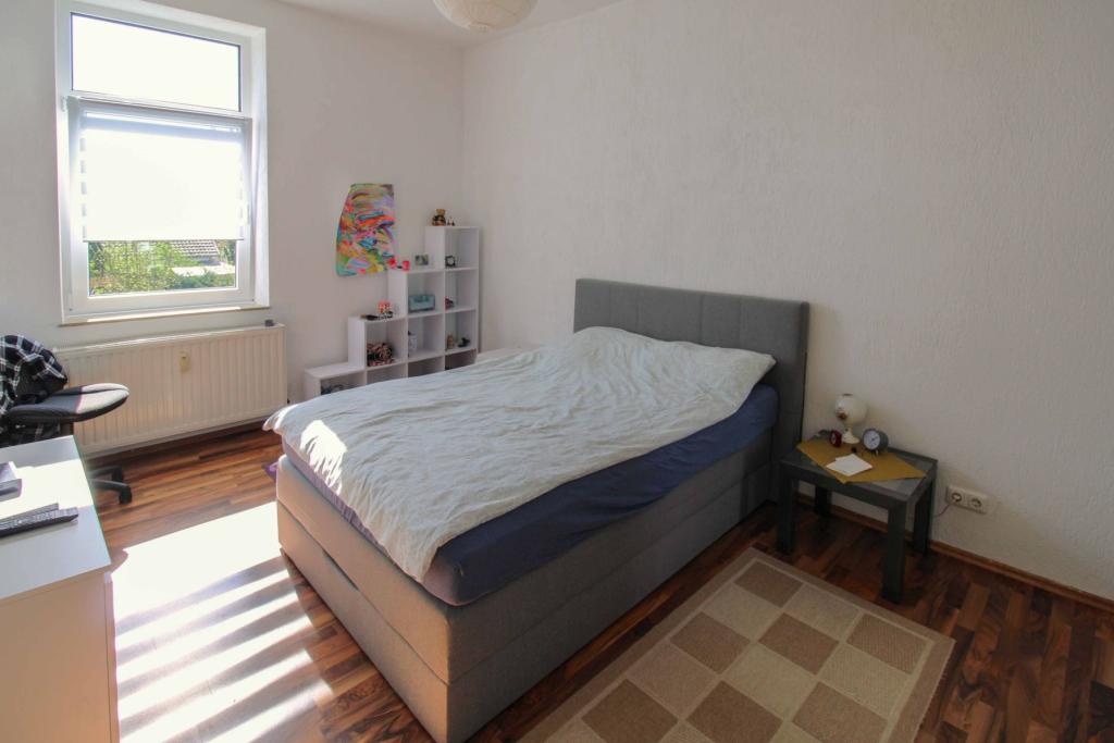 Schlafzimmer II - Wohnung OG