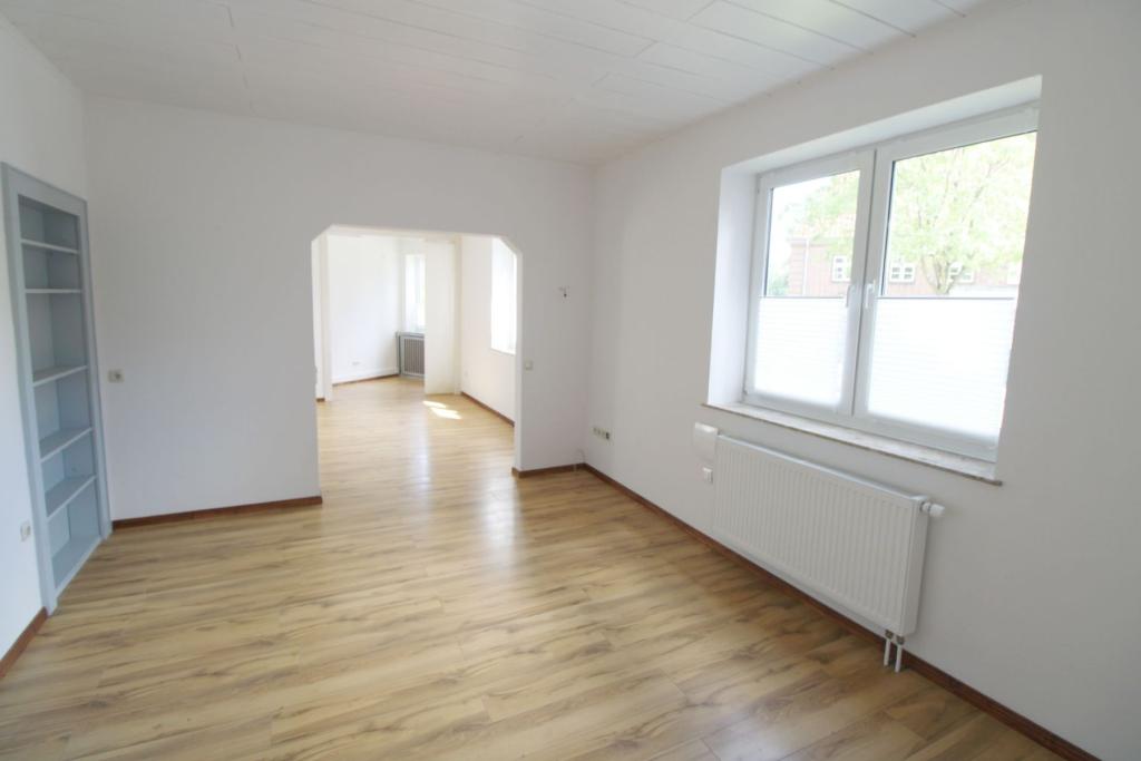 großes Wohn- Esszimmer