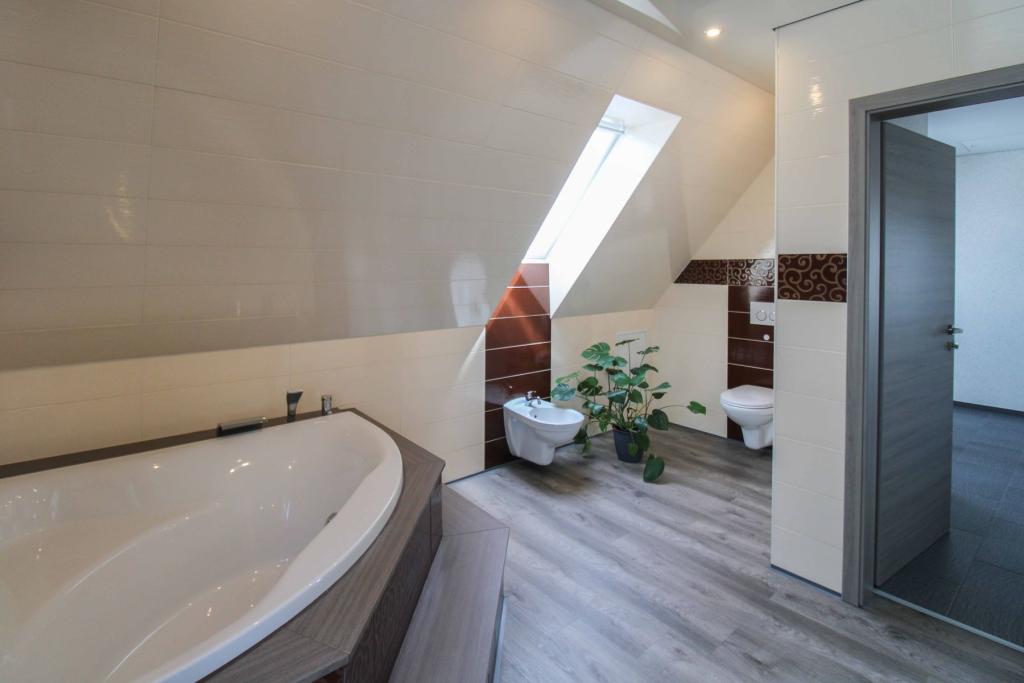 Badezimmer (3)