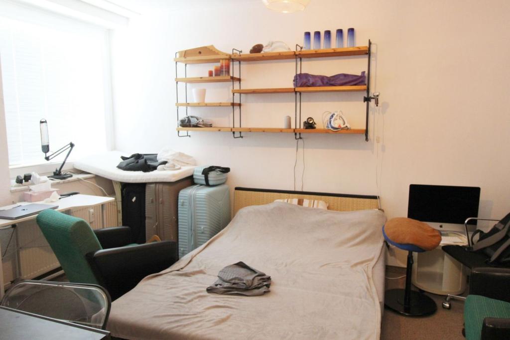 Schlafzimmer 2