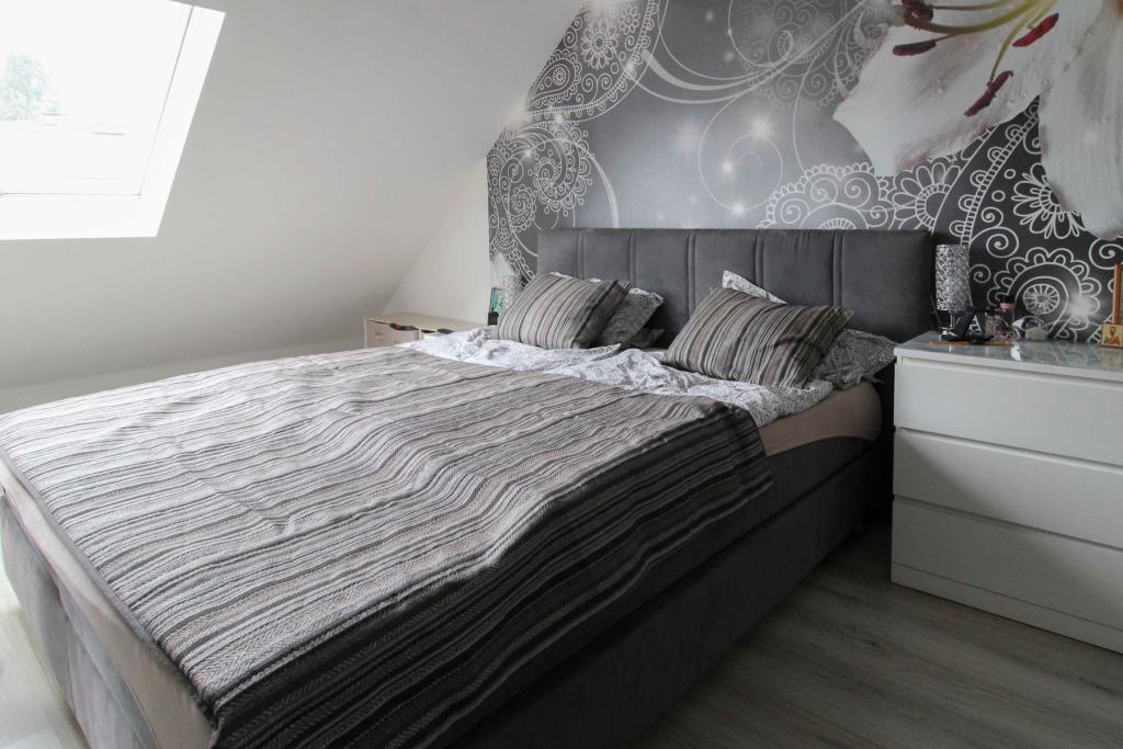 16. Schlafzimmer DG 2