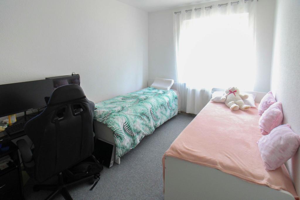 Schlafzimmer 2