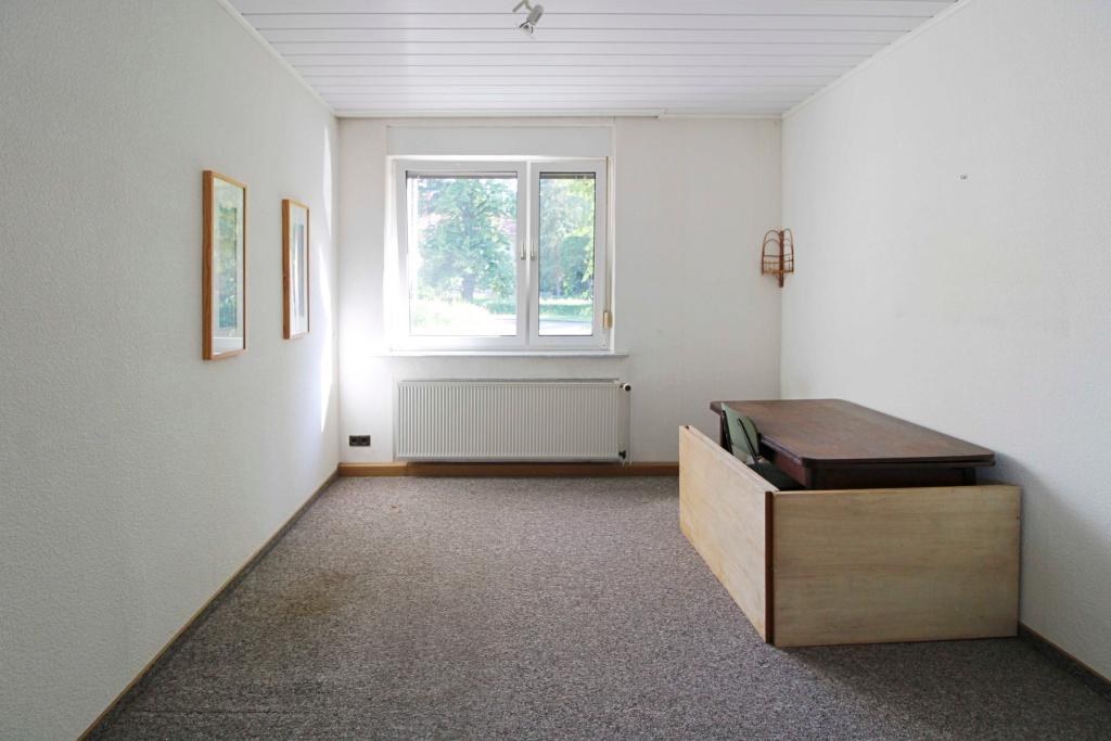 Büro EG