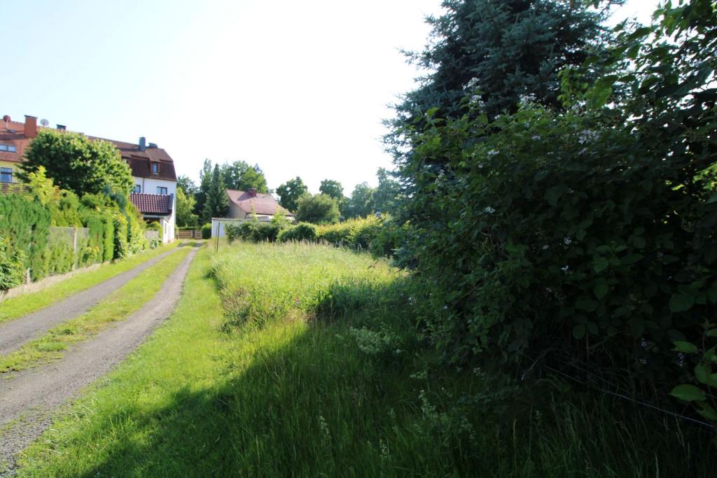 Grundstück (3)