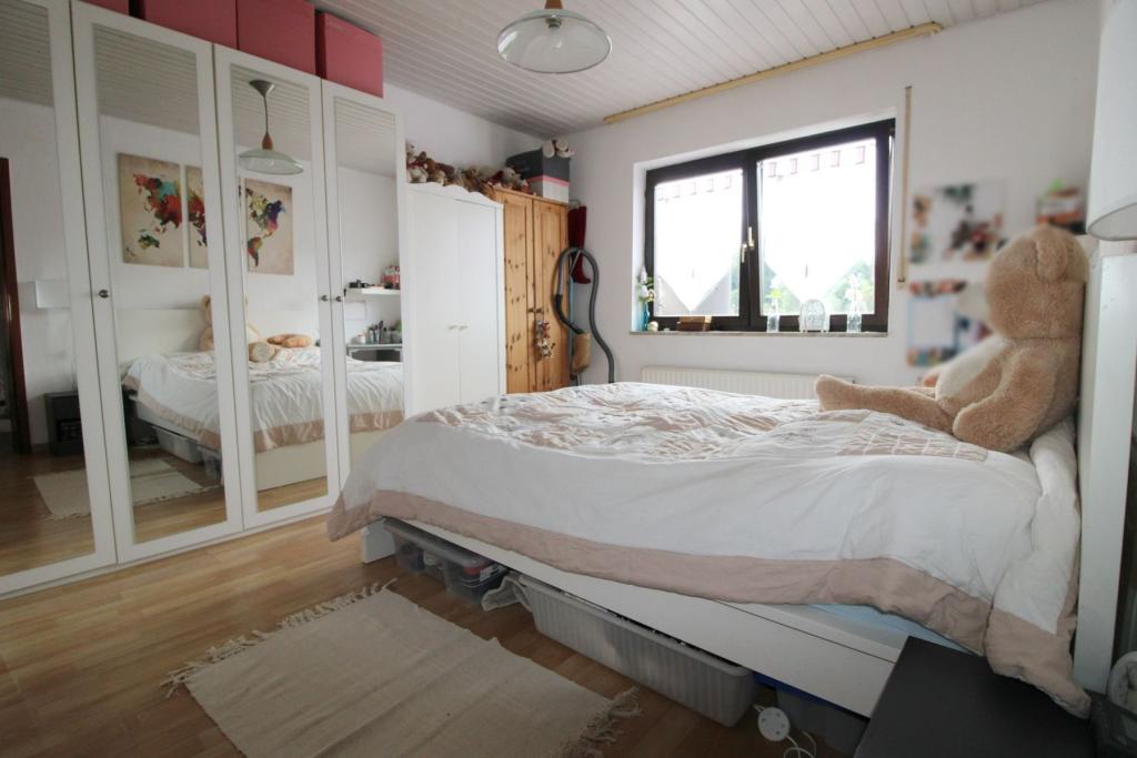 Schlafzimmer ELW Bild 1
