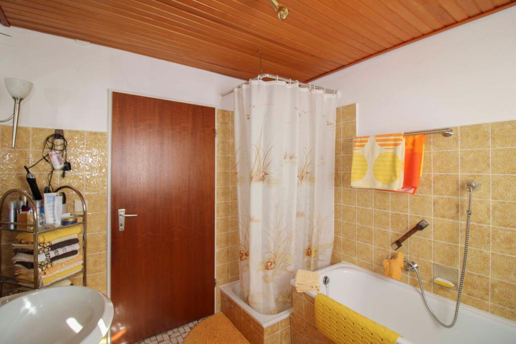 Badezimmer 1OG