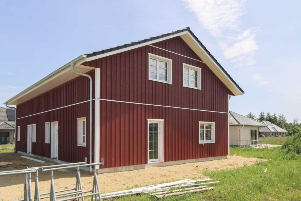 Auffahrt mit geplantem Carport
