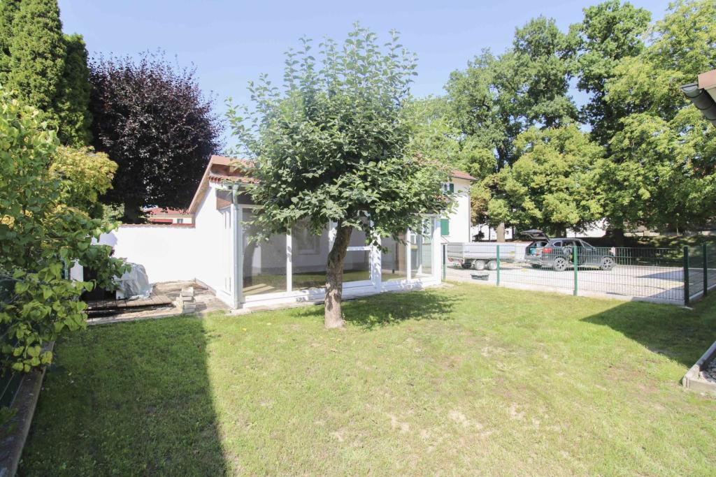 Garten Bungalow