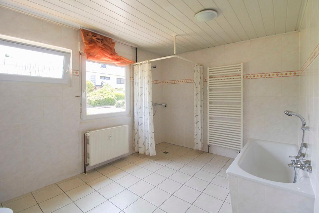 Badezimmer EG