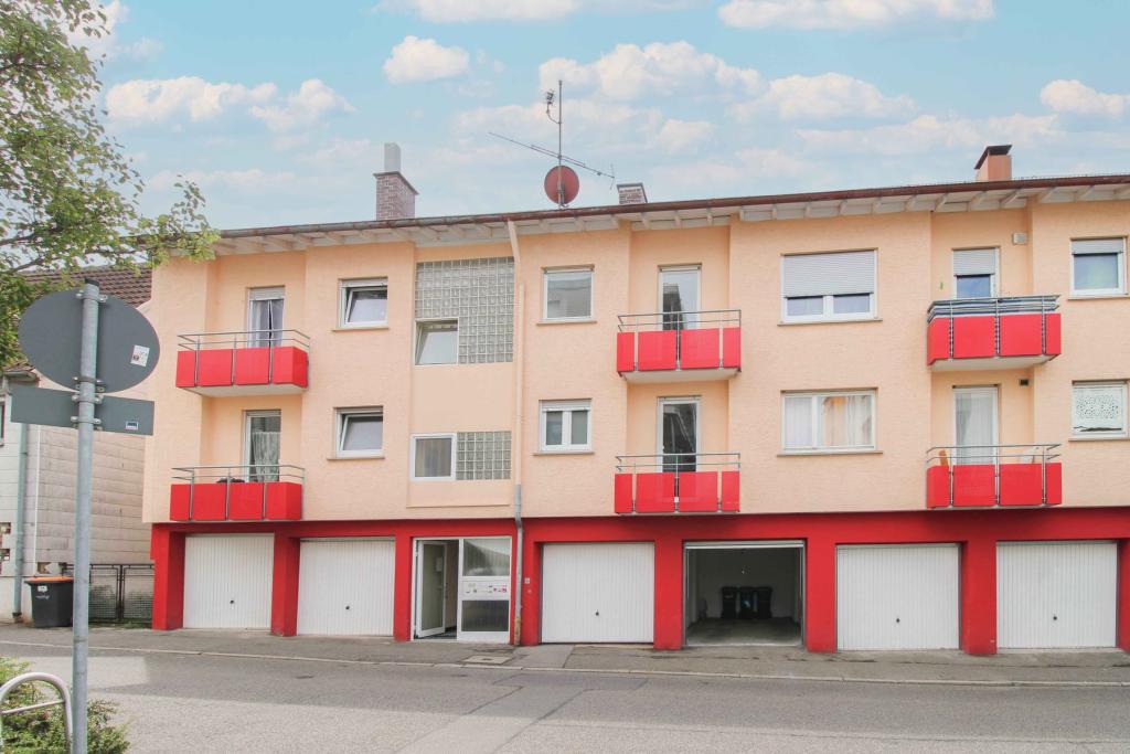 Hausfassade_(1)