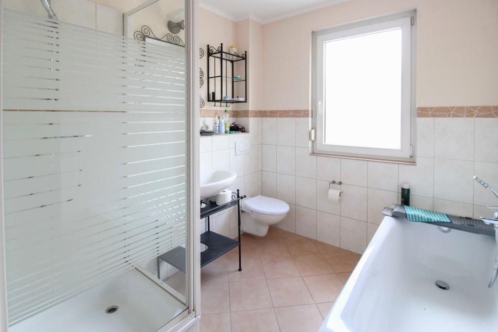 8. Badezimmer