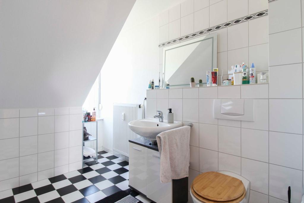 Wohnung 2 -  Badezimmer BIld 1