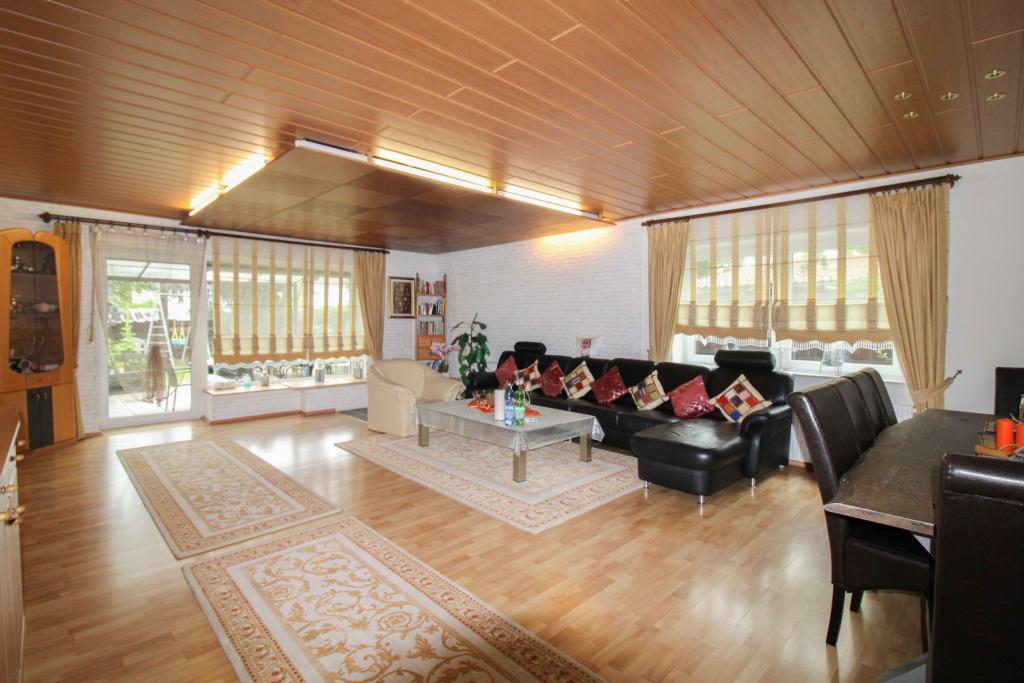 Wohnzimmer DHH EG