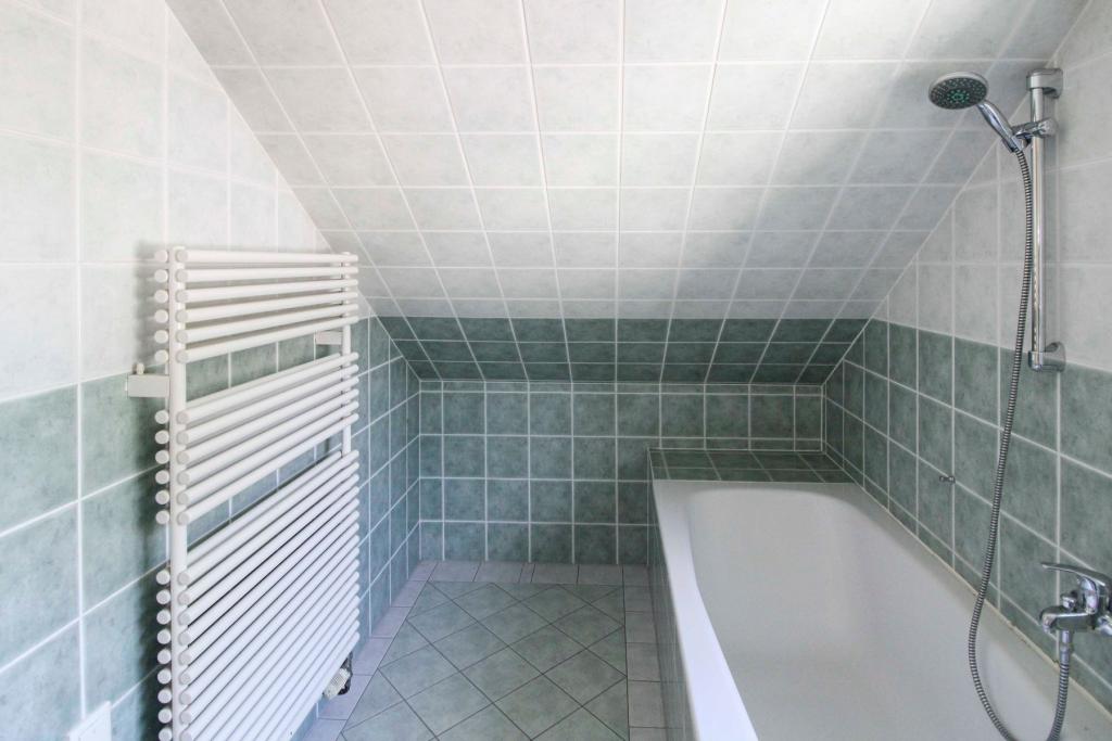 Badezimmer DG