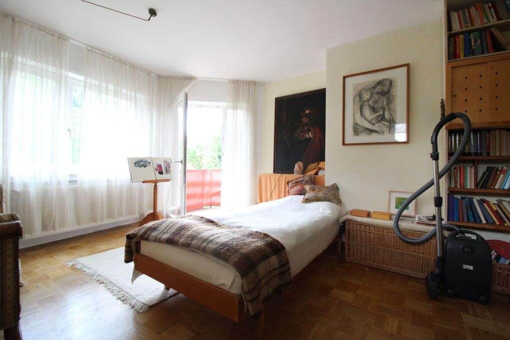 Schlafzimmer 2