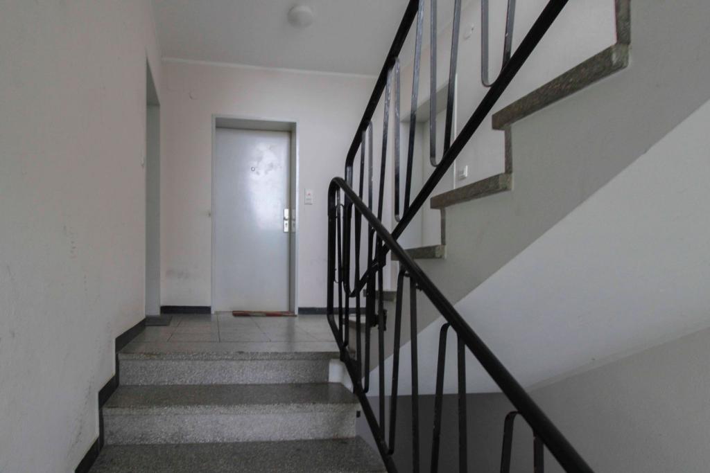 15 Treppenhaus Bild 2