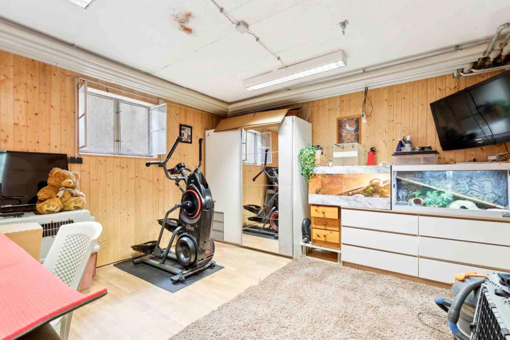 Hobbyraum 2_Fitnessraum KG