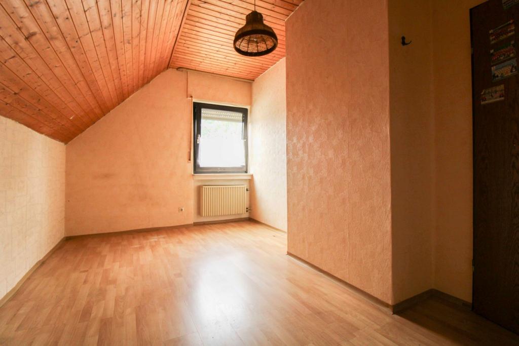 Schlafzimmer 2 DG