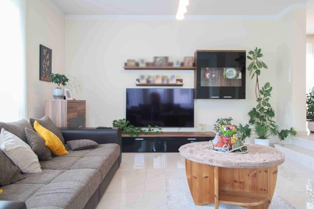 Wohnzimmer (2)