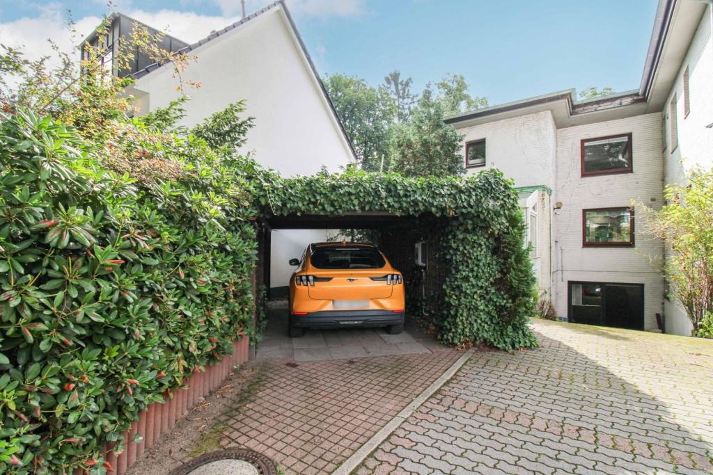 Carport und Frontansich