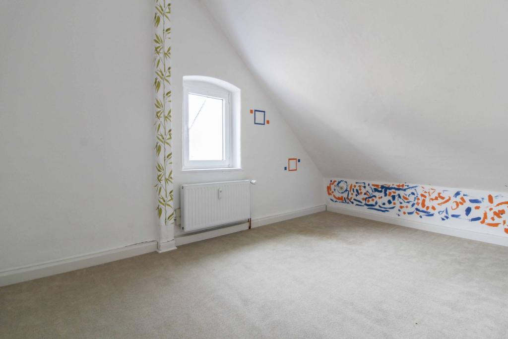 Schlafzimmer DG