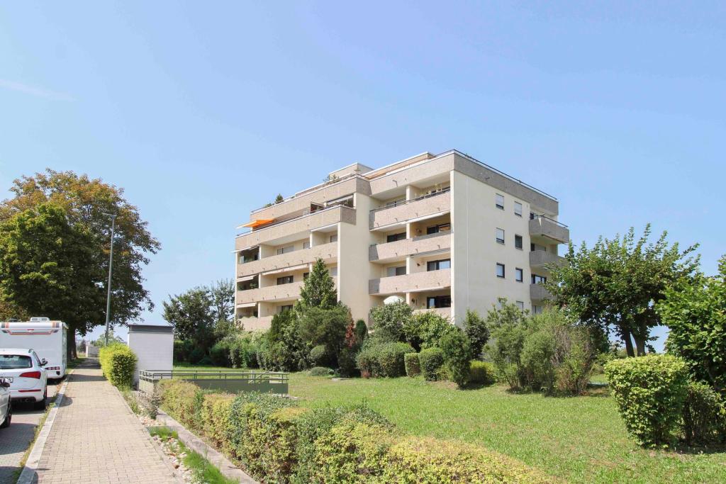 Gebäude