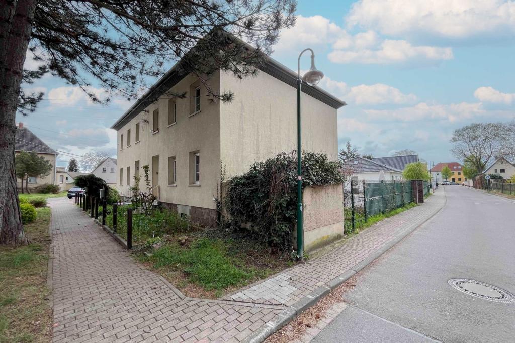 Seitenansicht Haus