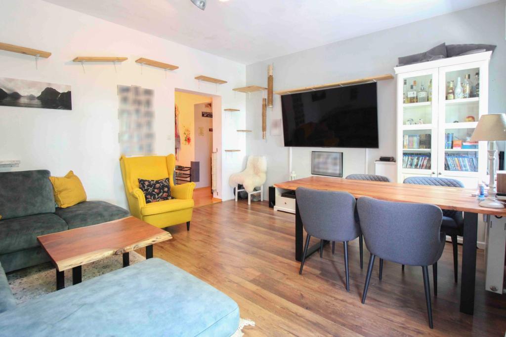 Wohn-und Esszimmer