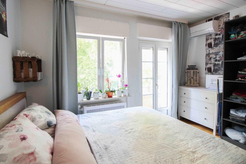 Schlafzimmer (2)