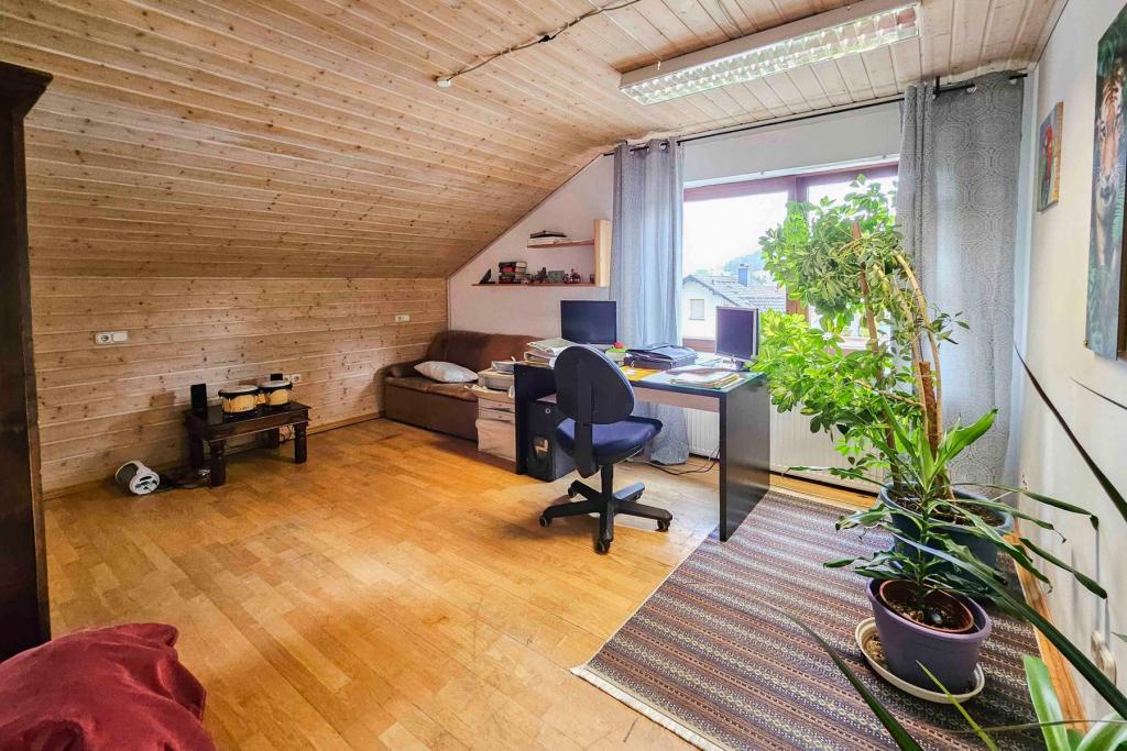 Schlafzimmer II
