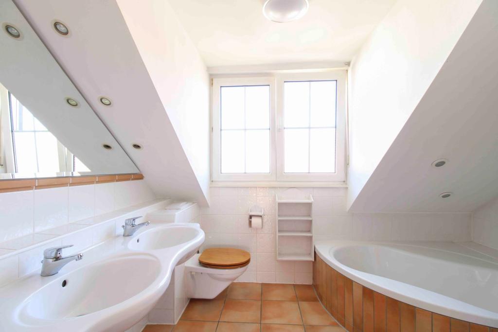 Badezimmer WE2(1)