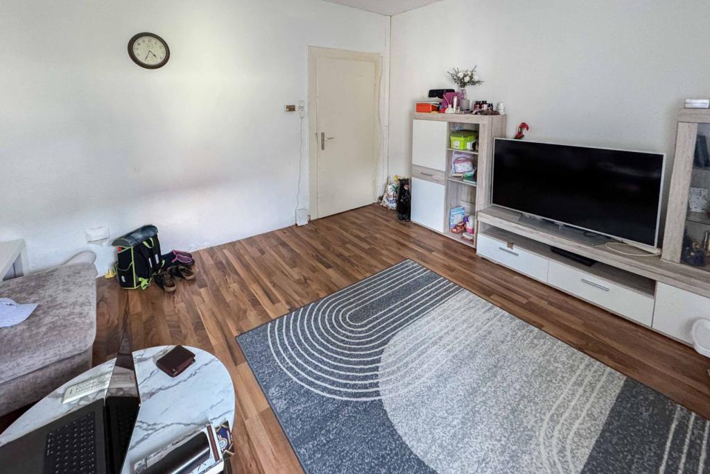 Wohnzimmer  1. OG