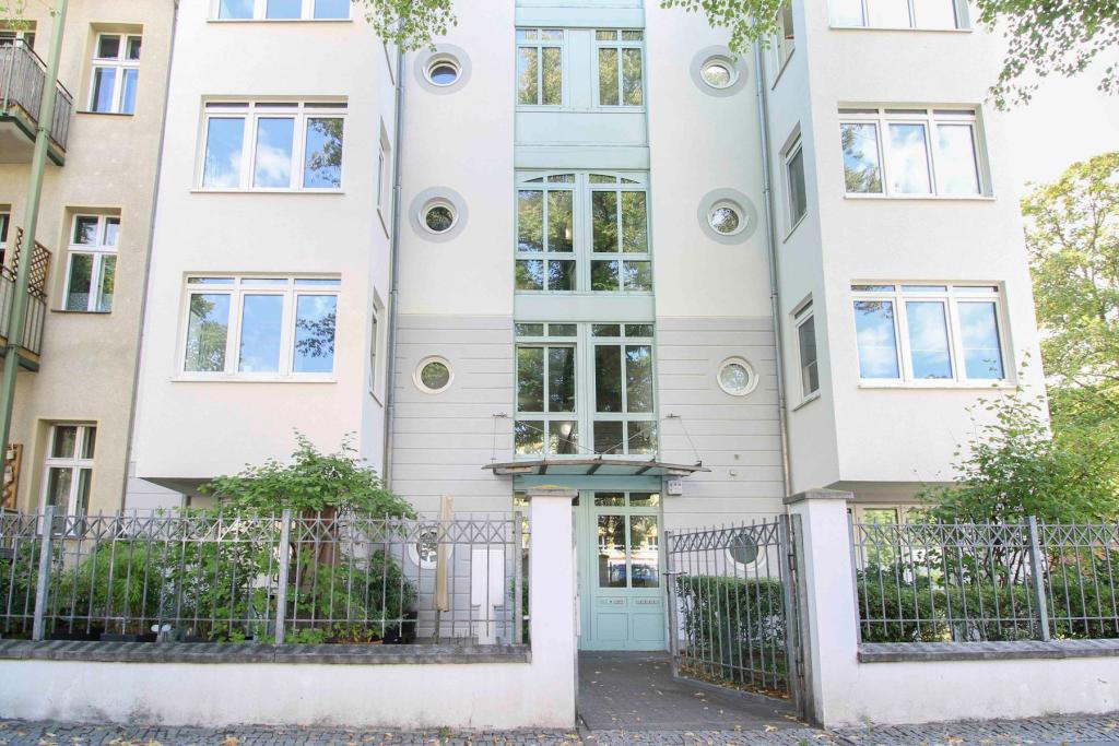 01. Ansicht Gebäude