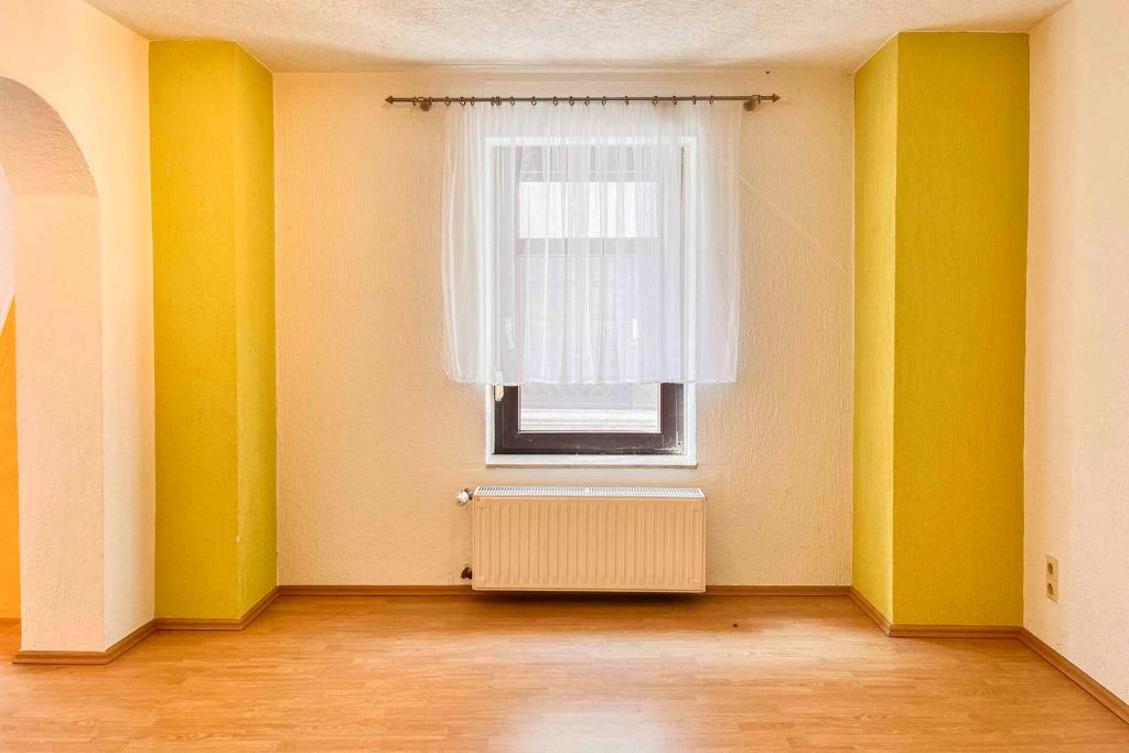 Schlafzimmer straßenseitig