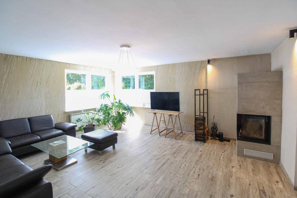 02. Wohnzimmer