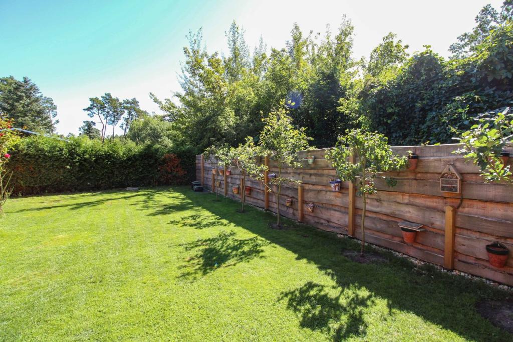 11. Garten